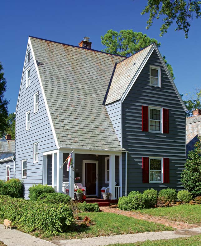hilton-village-three-story-roof